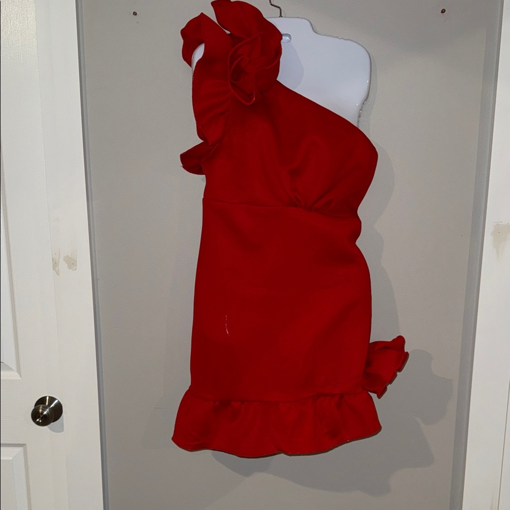 Elegant One-Shoulder Red Dress with Ruffles